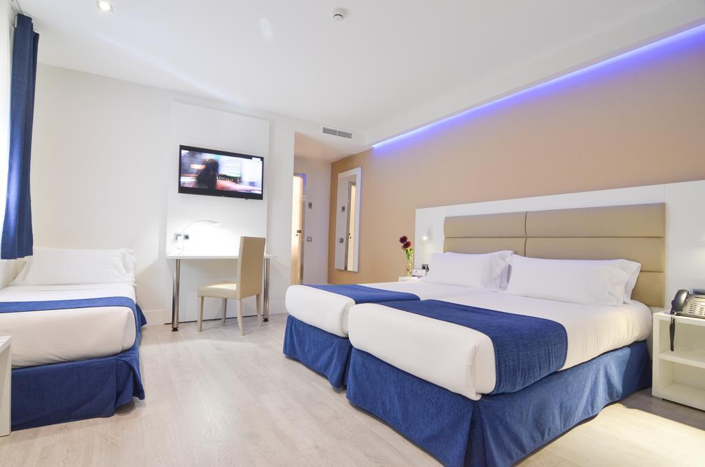 Hotel Miau Madrid Esterno foto